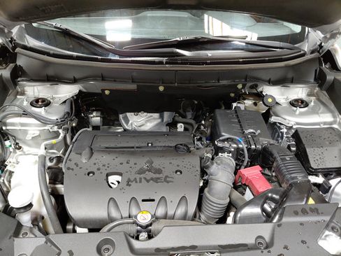 Used 2025 Mitsubishi Outlander Sport LE AWD/4WD image 15