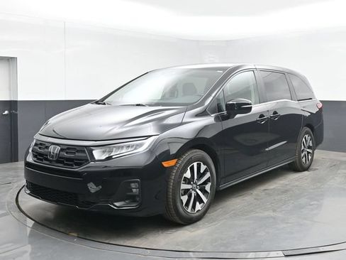 Certified 2025 Honda Odyssey EX-L image 5