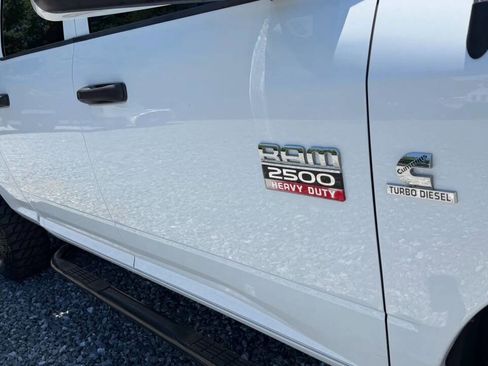 Used 2010 Dodge Ram 2500 Truck ST w/ ST Popular Equipment Group AWD/4WD image 11