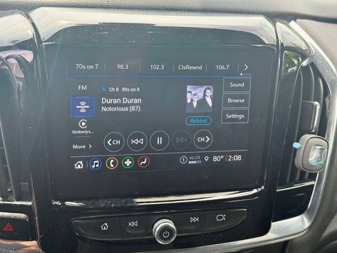 Used 2023 Chevrolet Traverse LT FWD image 26