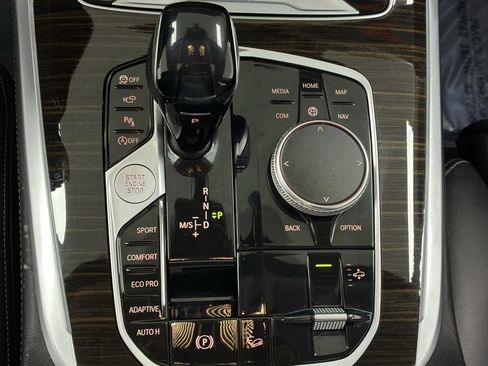 Used 2020 BMW X7 xDrive40i w/ Premium Package image 22