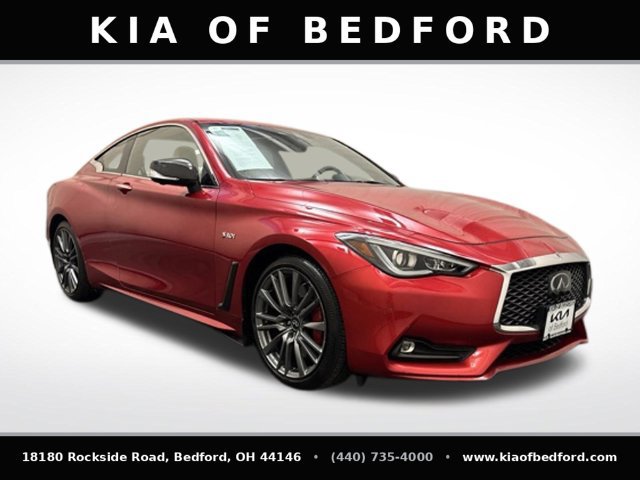 Used 2017 INFINITI Q60 Red Sport 400 AWD/4WD image 3