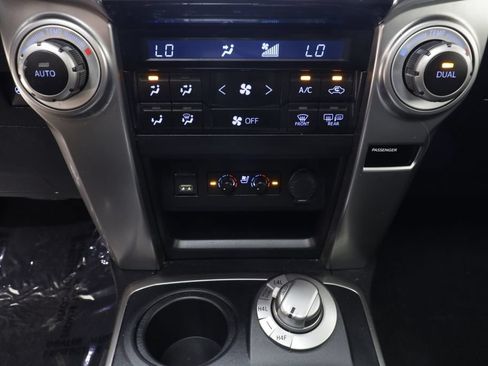 Used 2023 Toyota 4Runner Limited AWD/4WD image 12