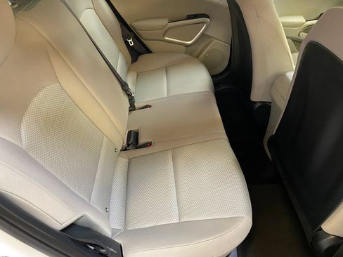 Used 2025 Kia Soul FWD image 26