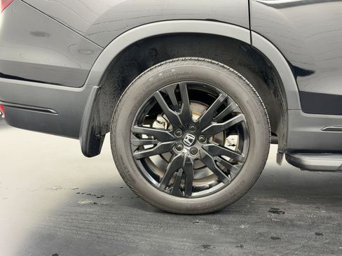 Certified 2022 Honda Pilot Black Edition image 28