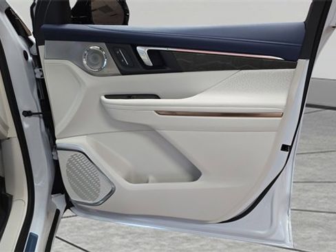 New 2026 Buick Enclave Avenir w/ Super Cruise Package image 15