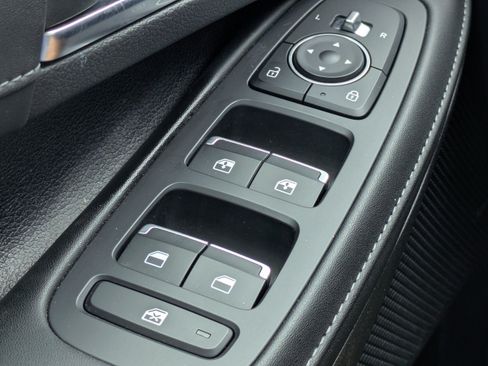 Used 2020 Hyundai Sonata Limited FWD image 24