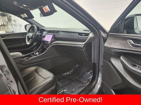 Certified 2025 Jeep Grand Cherokee Limited AWD/4WD image 33