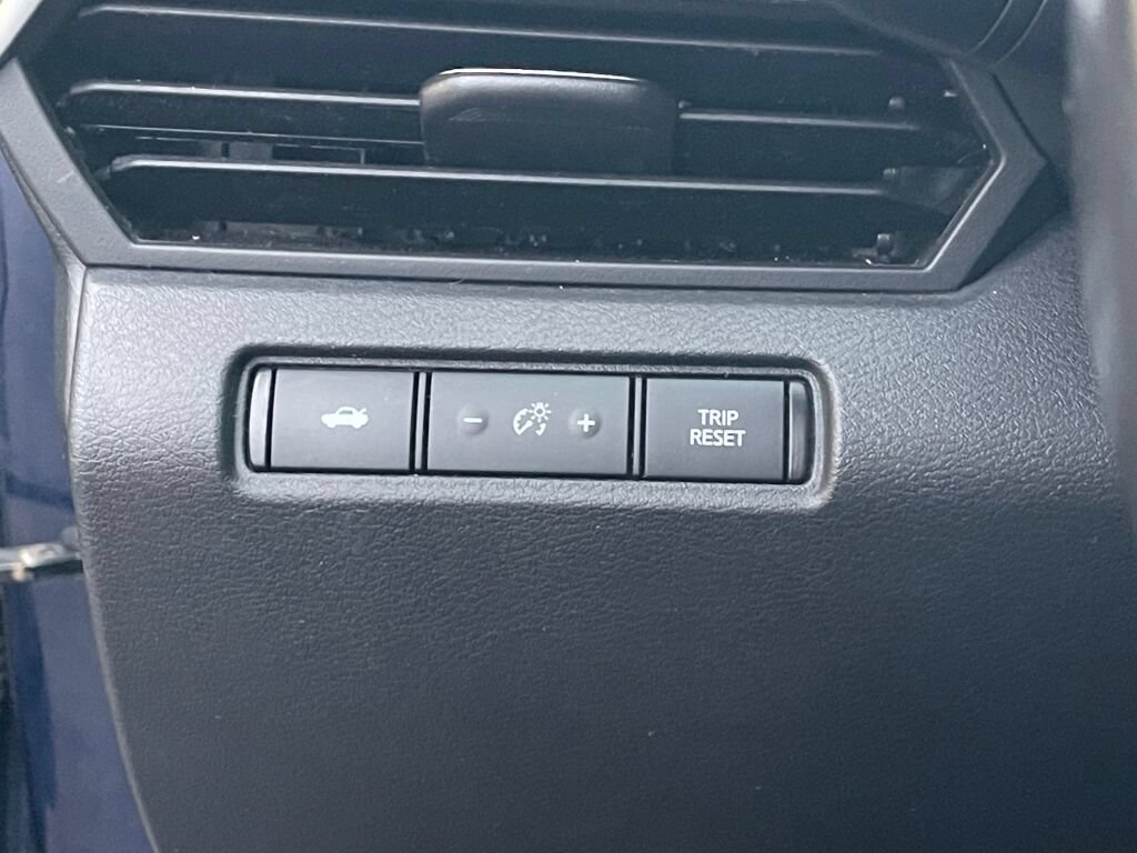 Used 2022 Nissan Altima 2.5 SR FWD image 19