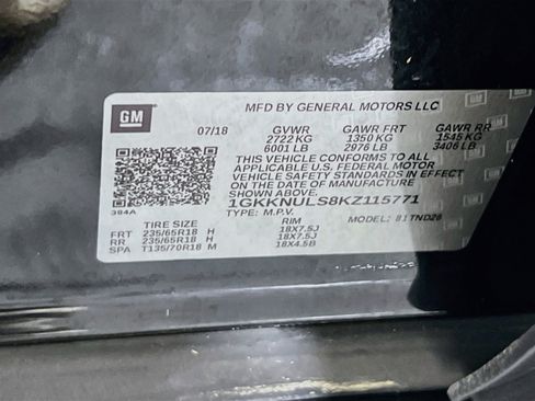 Used 2019 GMC Acadia SLT w/ LPO, Floor Liner Package AWD/4WD image 35