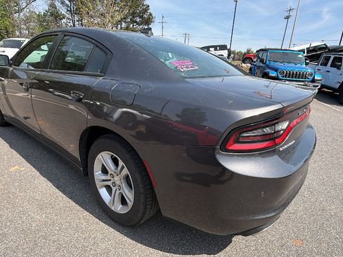 Used 2023 Dodge Charger SXT image 10