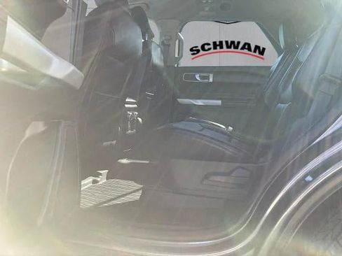 Used 2021 Ford Explorer XLT w/ Equipment Group 202A image 41