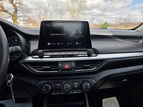 Used 2024 Kia Forte LXS image 12
