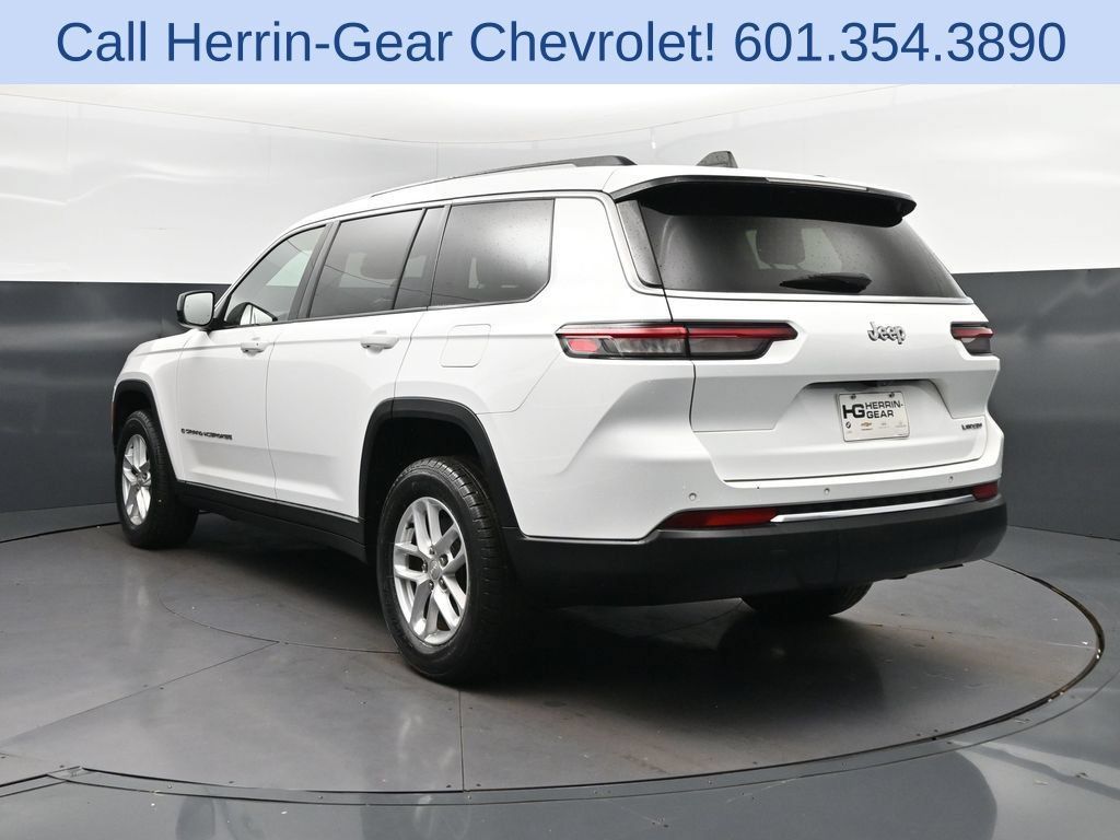 Used 2023 Jeep Grand Cherokee L Laredo RWD image 5