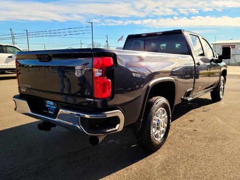 Used 2024 Chevrolet Silverado 2500 LT image 4