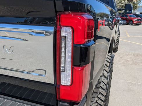 Used 2024 Ford F350 Platinum image 11