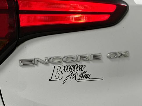 Used 2020 Buick Encore GX Select FWD image 22