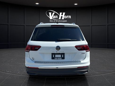 Used 2024 Volkswagen Tiguan Wolfsburg Edition AWD/4WD image 6