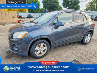 Used 2016 Chevrolet Trax LT w/ LT Sun and Sound Package