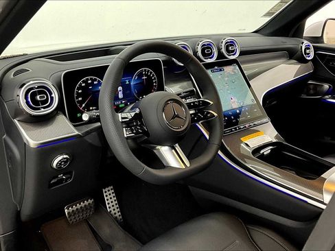 New 2025 Mercedes-Benz GLC 350e 4MATIC image 8