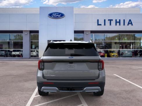 New 2026 Ford Explorer Platinum RWD image 5