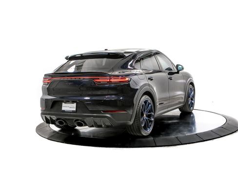 Certified 2023 Porsche Cayenne Turbo GT AWD/4WD image 7