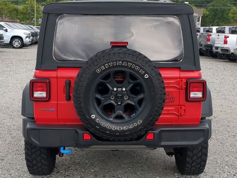 Used 2023 Jeep Wrangler Unlimited w/ Cold Weather Group AWD/4WD image 9