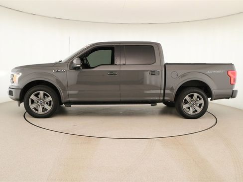 Used 2018 Ford F150 Lariat image 2