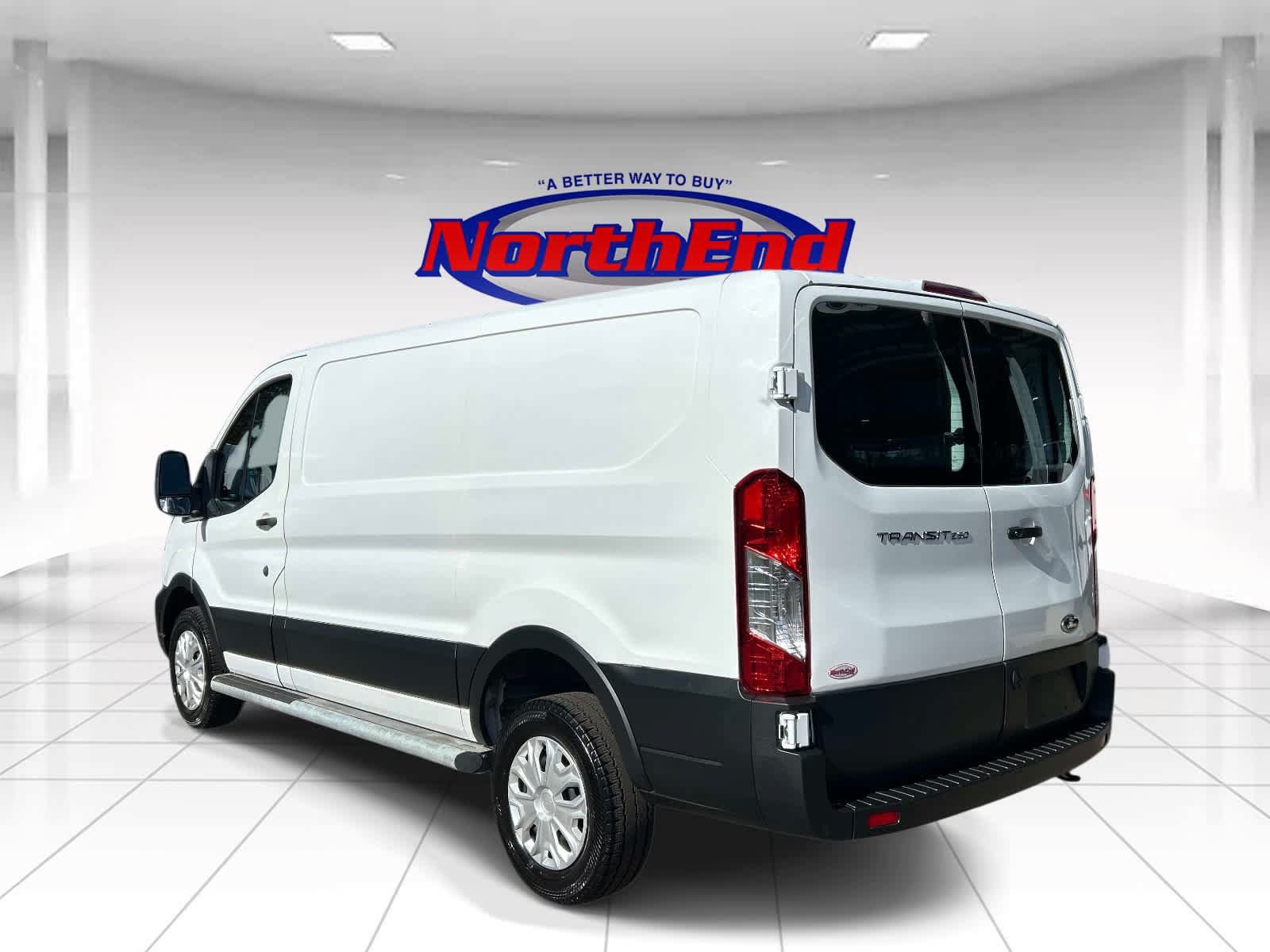 Used 2025 Ford Transit 250 Low Roof w/ Exterior Upgrade Package RWD image 5
