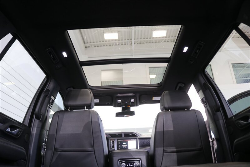 Used 2022 GMC Yukon Denali AWD/4WD image 21