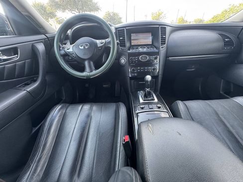 Used 2017 INFINITI QX70 2WD image 10