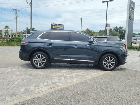 Used 2022 Lincoln Nautilus Reserve FWD image 6