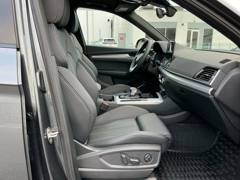 Used 2025 Audi Q5 2.0T Premium w/ Convenience Plus Package image 31