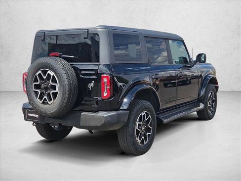 New 2026 Ford Bronco Outer Banks AWD/4WD image 2