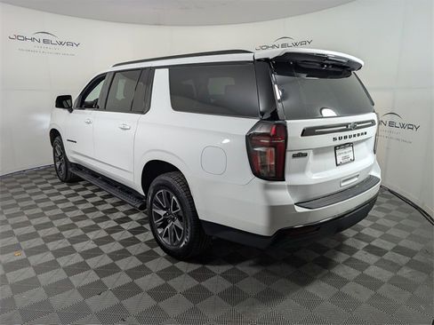 Used 2023 Chevrolet Suburban Z71 w/ Z71 Off-Road Package image 3