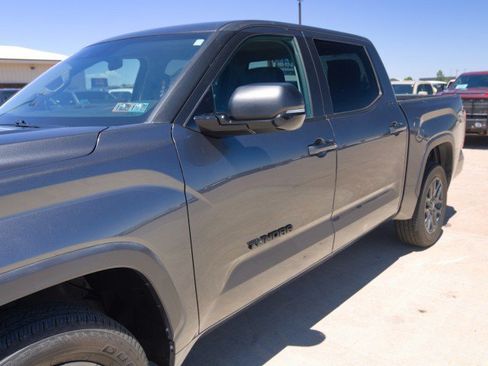 Used 2024 Toyota Tundra SR5 w/ SR5 Premium Package AWD/4WD image 8