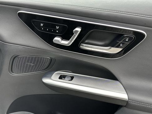 Certified 2026 Mercedes-Benz GLC 300 image 17