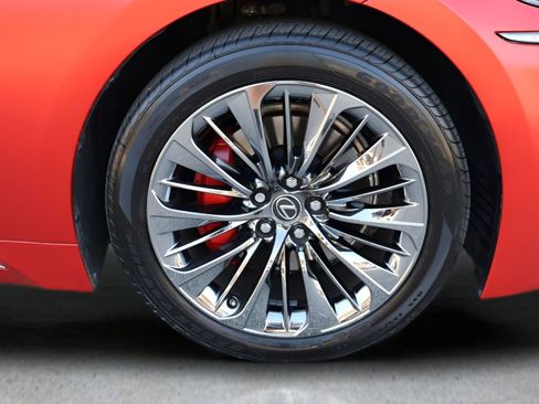 Used 2019 Lexus LS 500 w/ Interior Upgrade Package RWD image 31