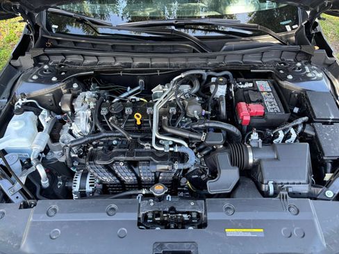 Used 2026 Nissan Altima 2.5 SV FWD image 32