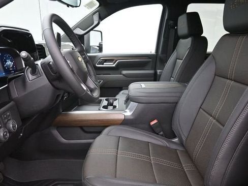 New 2026 Chevrolet Silverado 2500 High Country w/ Technology Package AWD/4WD image 16