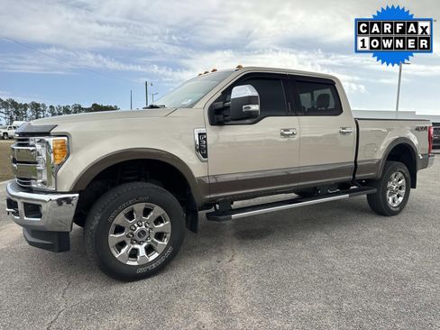 Used 2017 Ford F350 Lariat image 8