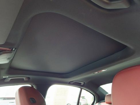 Used 2022 BMW 330e w/ Driving Assistance Package image 20