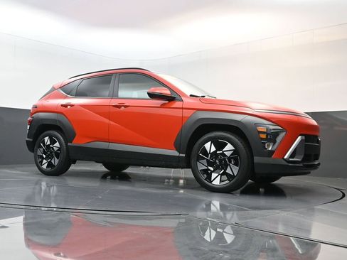 Certified 2025 Hyundai Kona SEL image 14