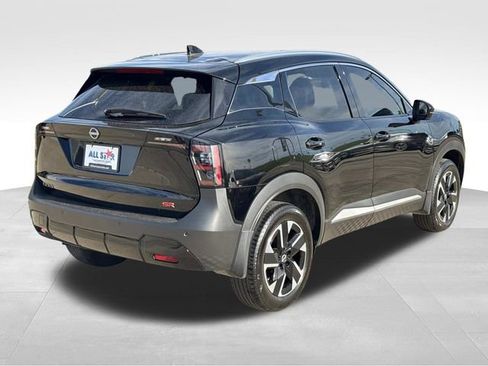 Used 2025 Nissan Kicks SR image 9