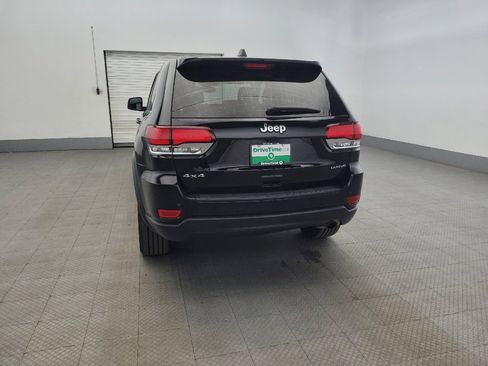 Used 2022 Jeep Grand Cherokee Laredo E image 6