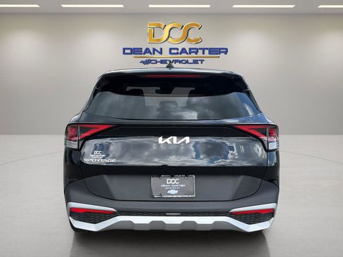 Used 2025 Kia Sportage EX FWD image 4