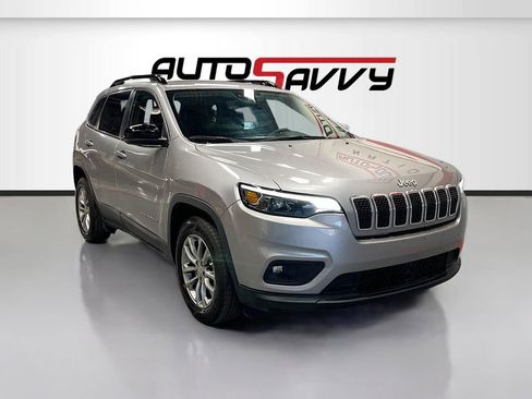 Used 2022 Jeep Cherokee Latitude Lux image 1