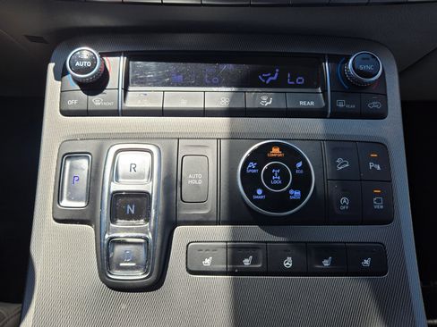 Used 2021 Hyundai Palisade Limited AWD/4WD image 29