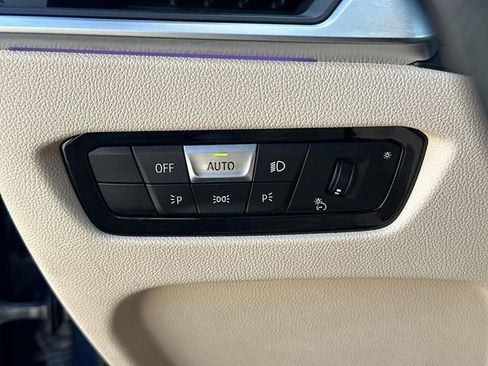 Used 2022 BMW 330i Sedan image 17