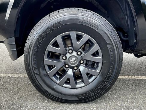 Used 2023 Toyota Tacoma SR5 image 7